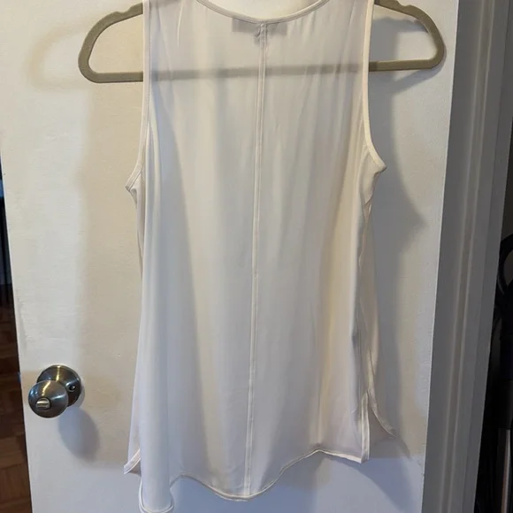 Loft Basic Shell Tank - Picture 2 of 3